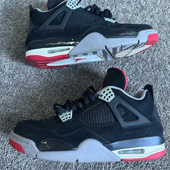 2012 Jordan Bred 4’s worn 4-5 times. Only flaw is paint chipping on mid sole. - Picture 3 of 6